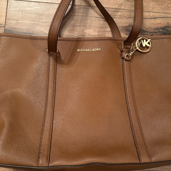 Michael Kors Tan Tote with Gold Accents - Picture 3 of 10